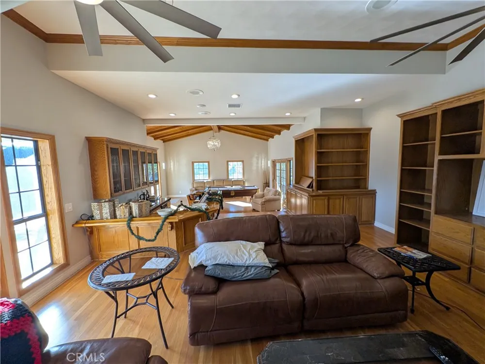 3742 Hollins Claremont, CA 91711