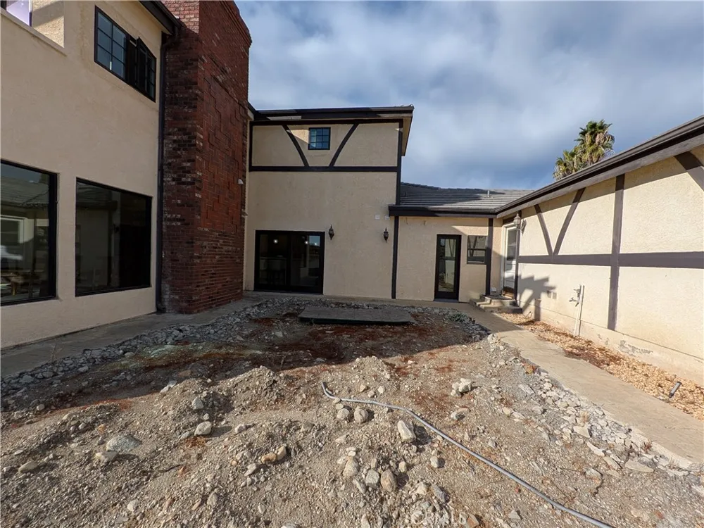 3742 Hollins Claremont, CA 91711