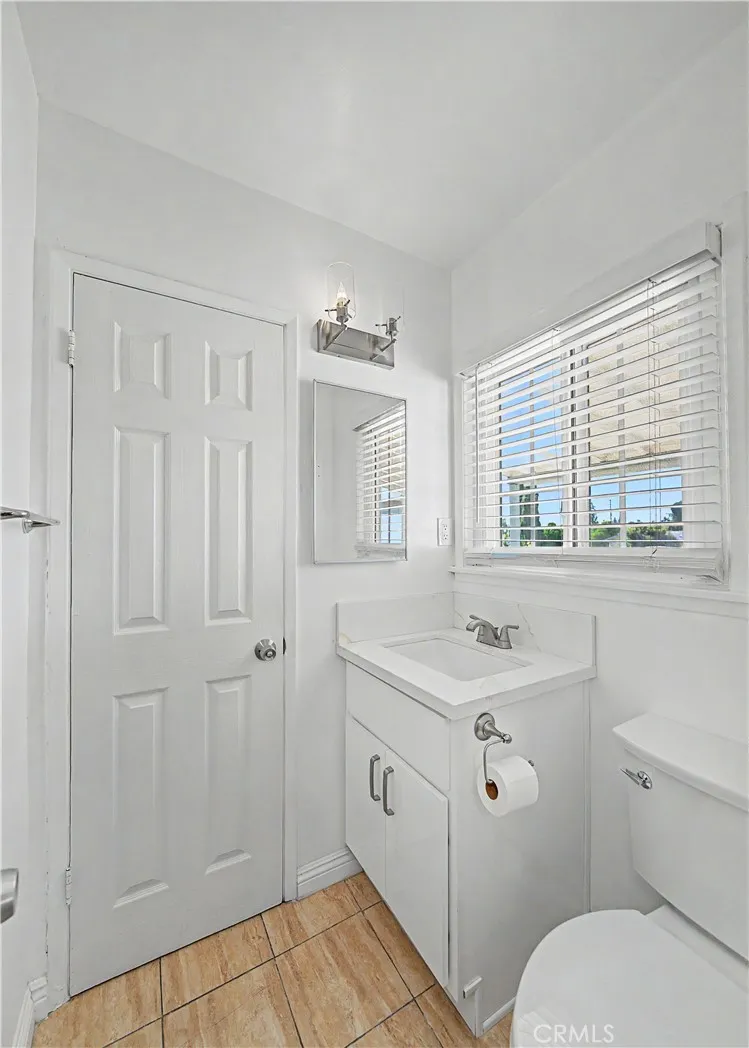 16156 Flamstead Hacienda Heights, CA 91745