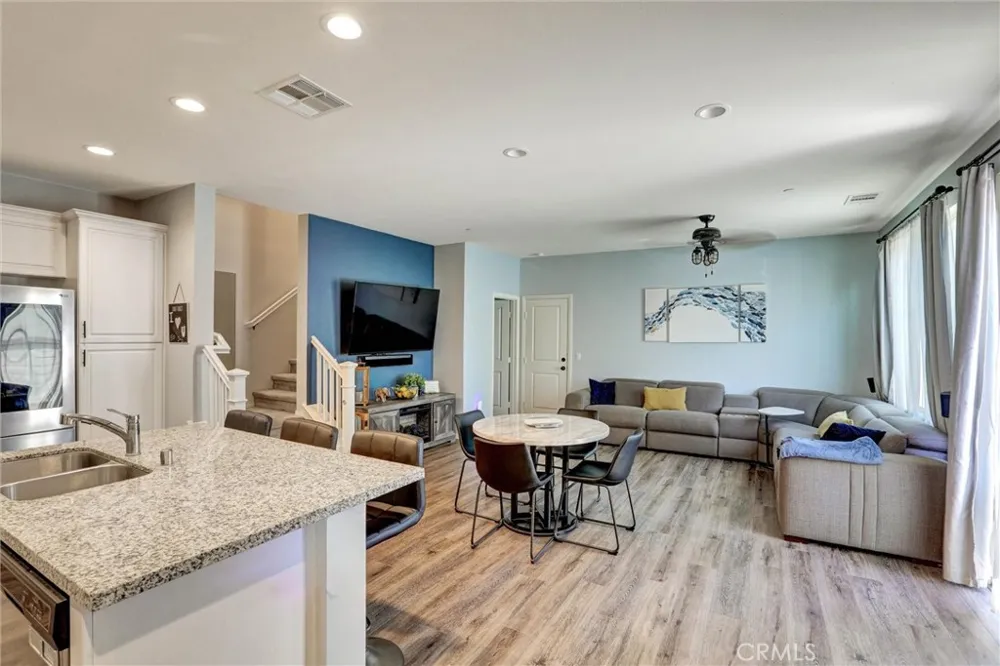 2785 E Berry Loop Privado Ontario, CA 91761