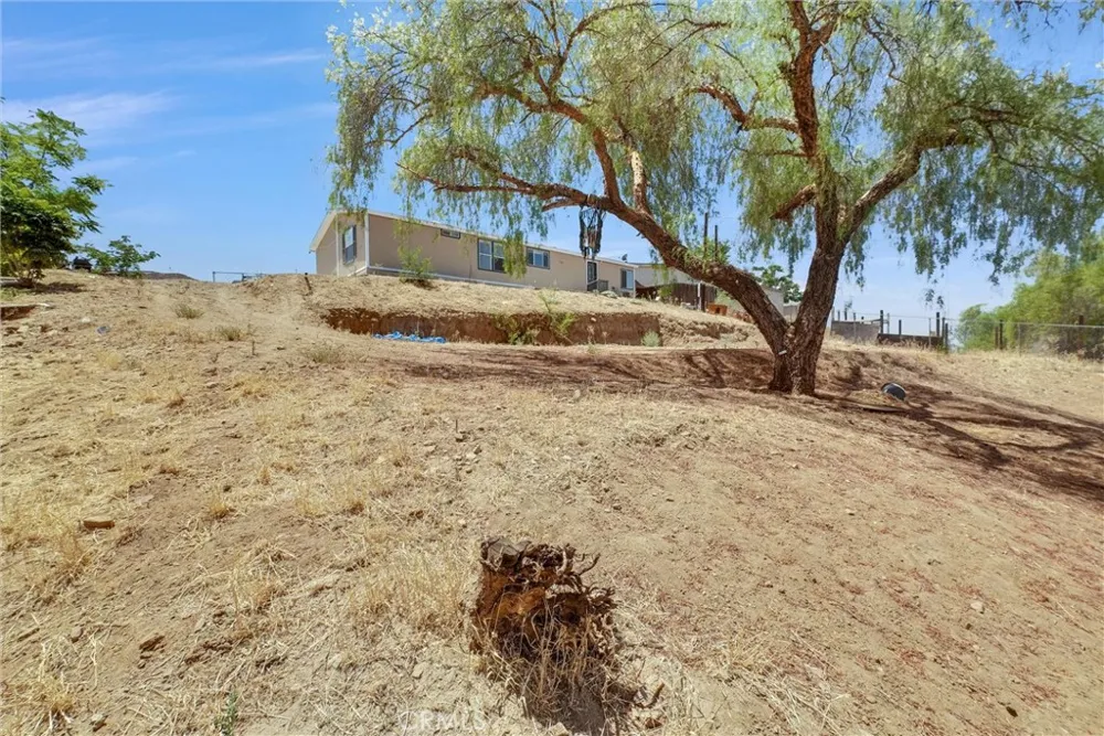 31706 Vista Avenue Homeland, CA 92548