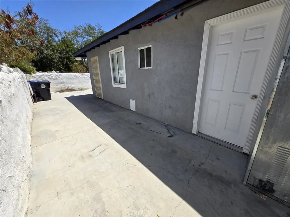16466 Arrow Boulevard #2 Fontana, CA 92335
