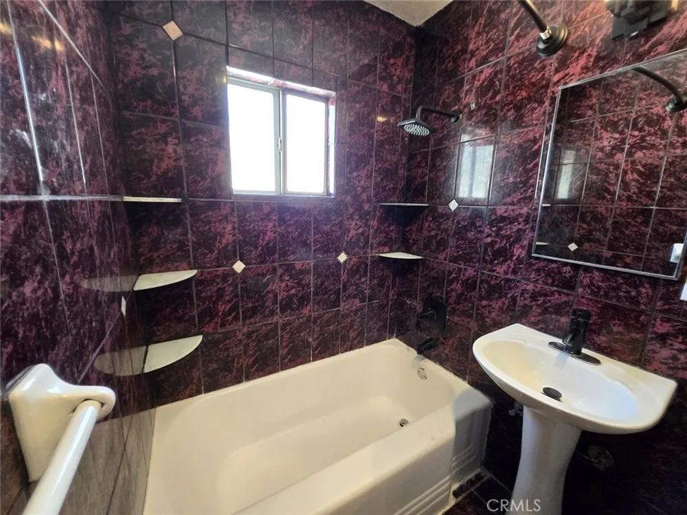 16466 Arrow Boulevard #2 Fontana, CA 92335
