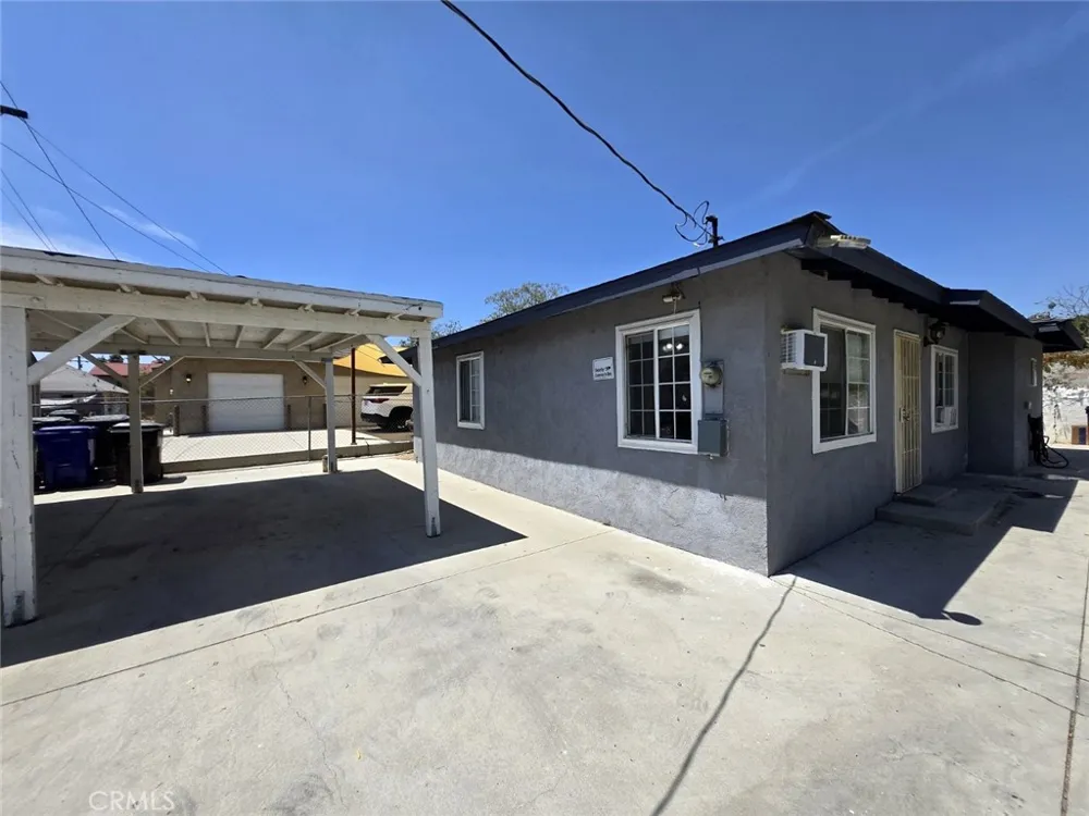 16466 Arrow Boulevard #2 Fontana, CA 92335