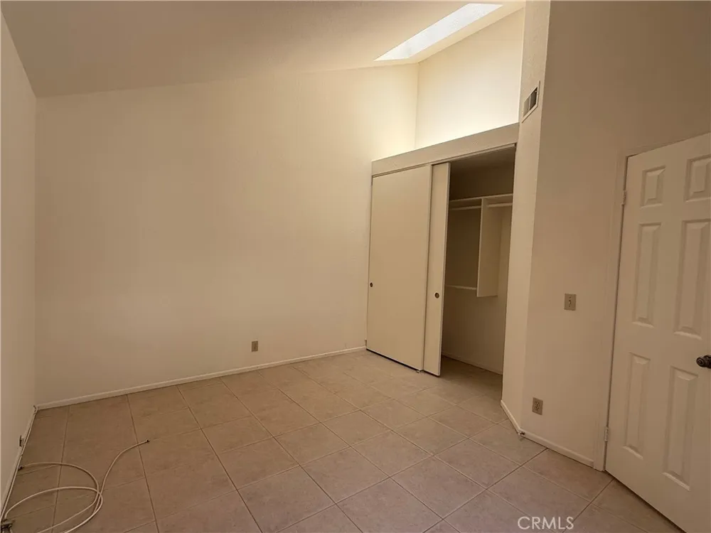 1782 Del Prado Pomona, CA 91768