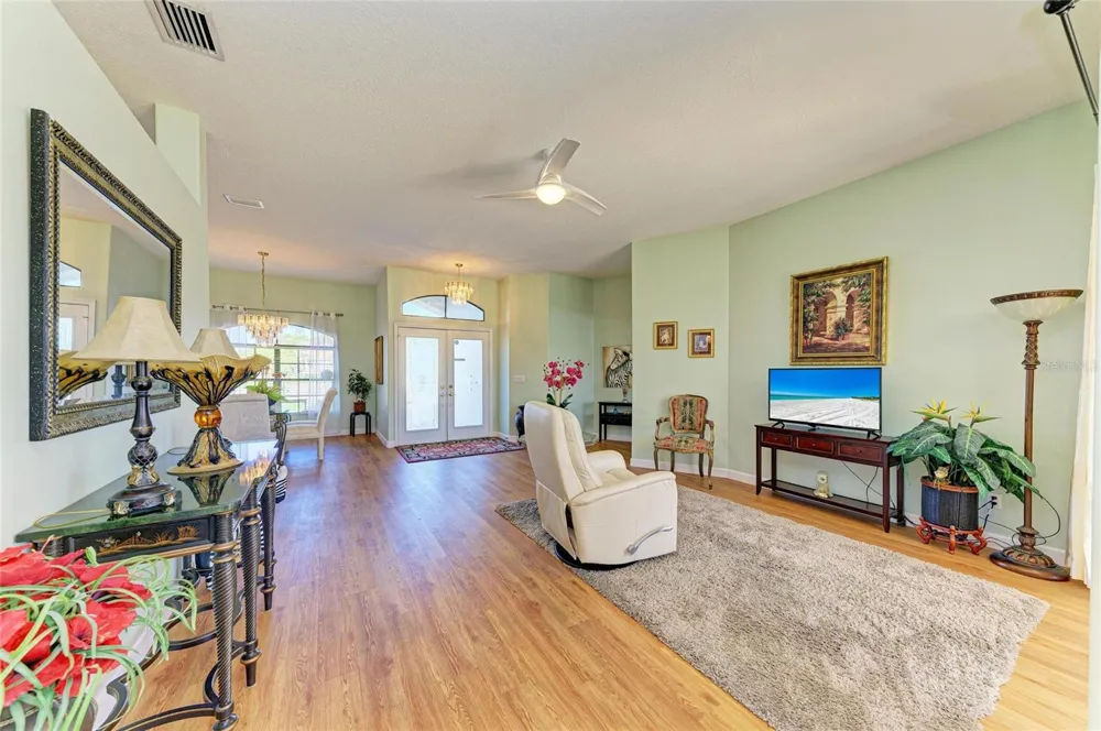 7102 42ND COURT E Sarasota, FL 34243