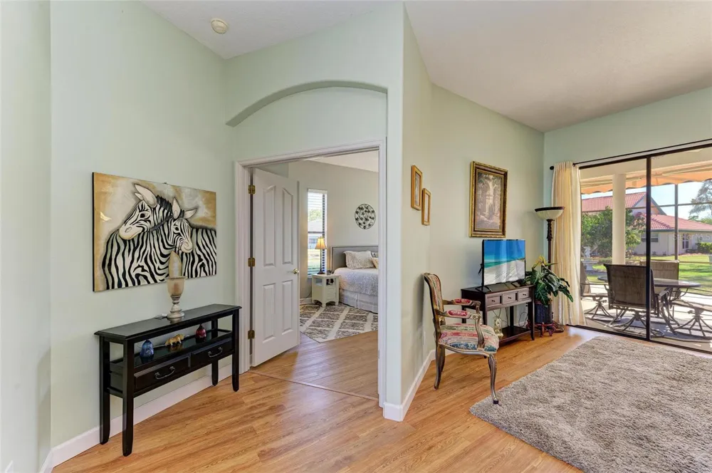 7102 42ND COURT E Sarasota, FL 34243