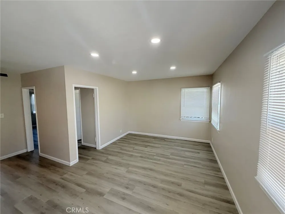 901 San Gabriel Avenue #2 Azusa, CA 91702