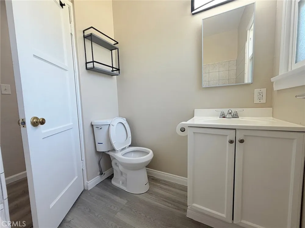 901 San Gabriel Avenue #2 Azusa, CA 91702