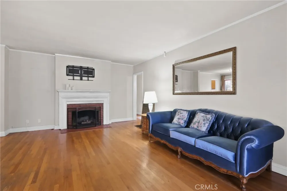 16706 Longworth Artesia, CA 90703
