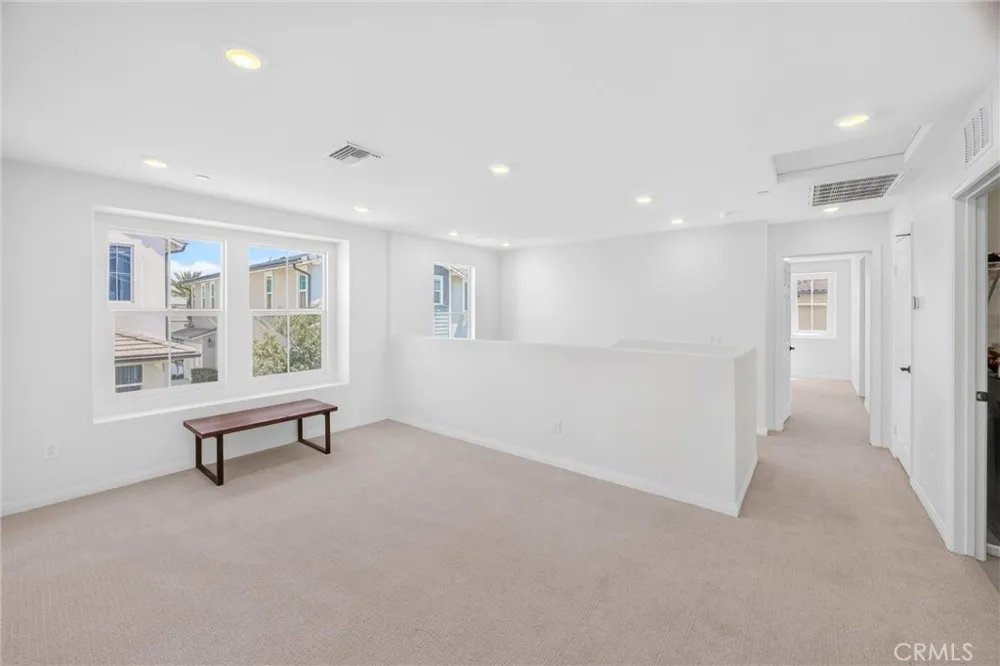 4229 E Carmel Privado Ontario, CA 91761
