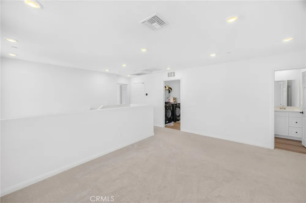 4229 E Carmel Privado Ontario, CA 91761