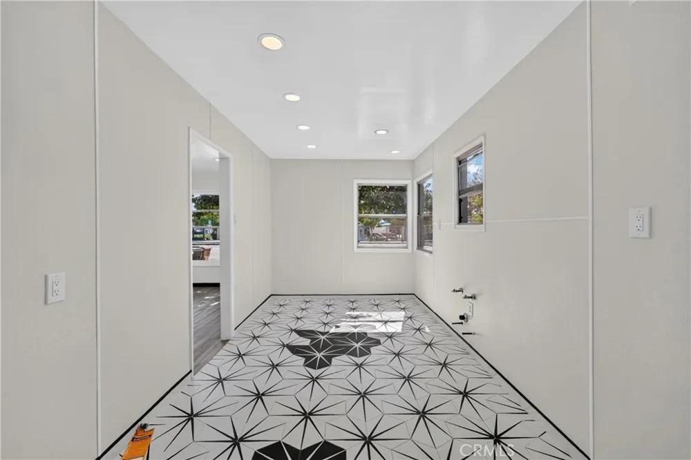 11401 Garden Grove Blvd Garden Grove, CA 92843