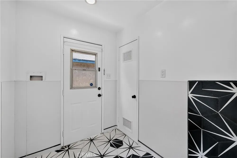 11401 Garden Grove Blvd Garden Grove, CA 92843