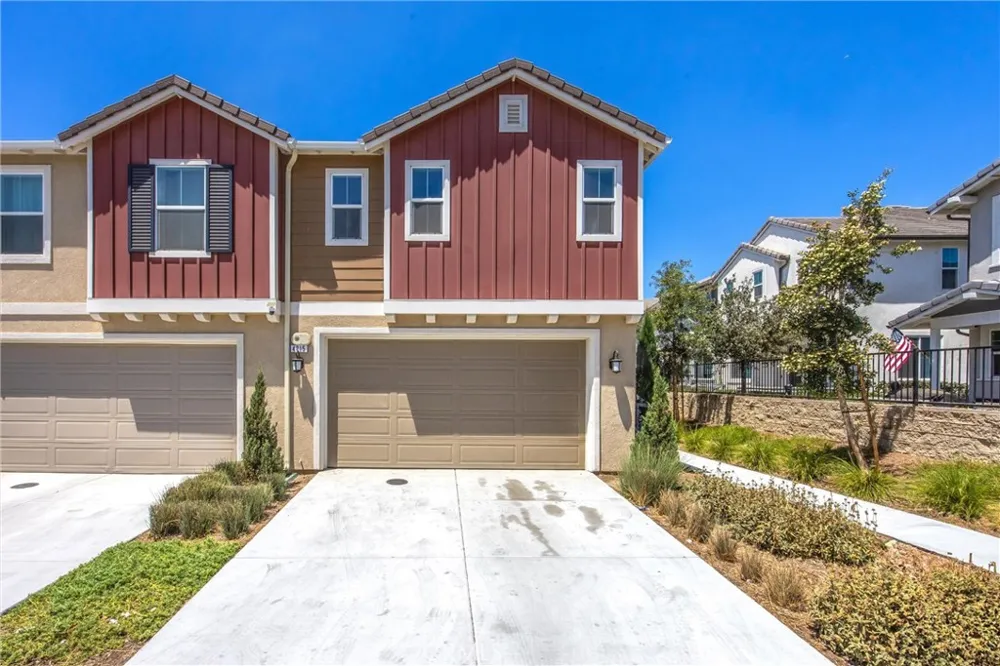 4215 E Carmel Privado Ontario, CA 91761