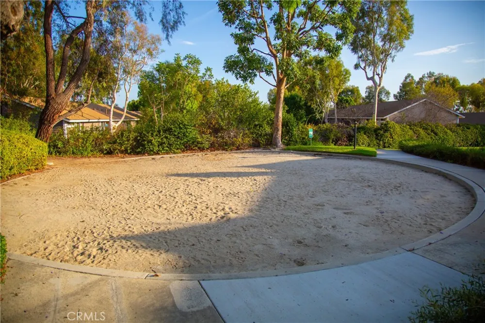 21224 Jasmines Lake Forest, CA 92630