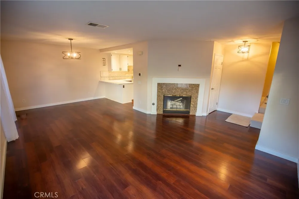 21224 Jasmines Lake Forest, CA 92630