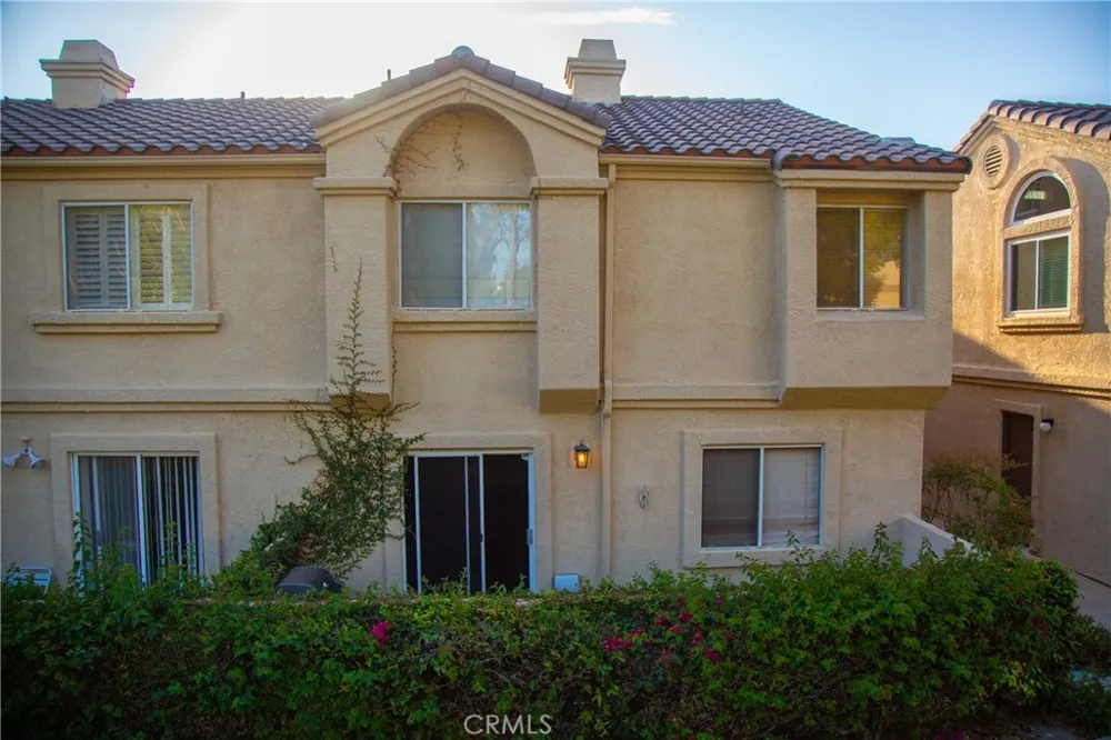 21224 Jasmines Lake Forest, CA 92630