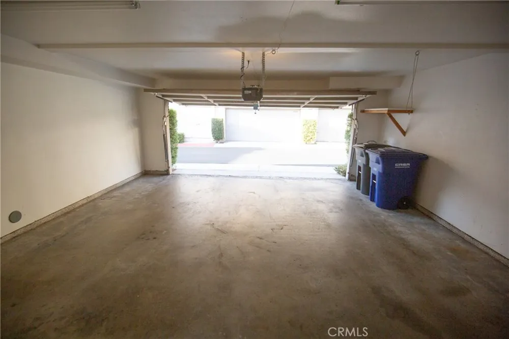 21224 Jasmines Lake Forest, CA 92630