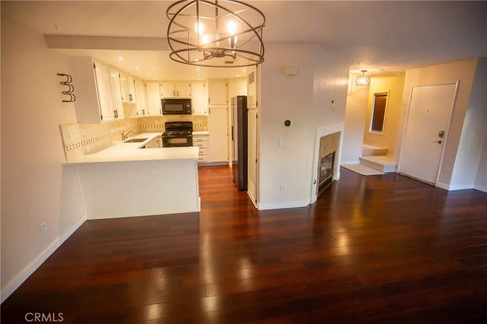 21224 Jasmines Lake Forest, CA 92630
