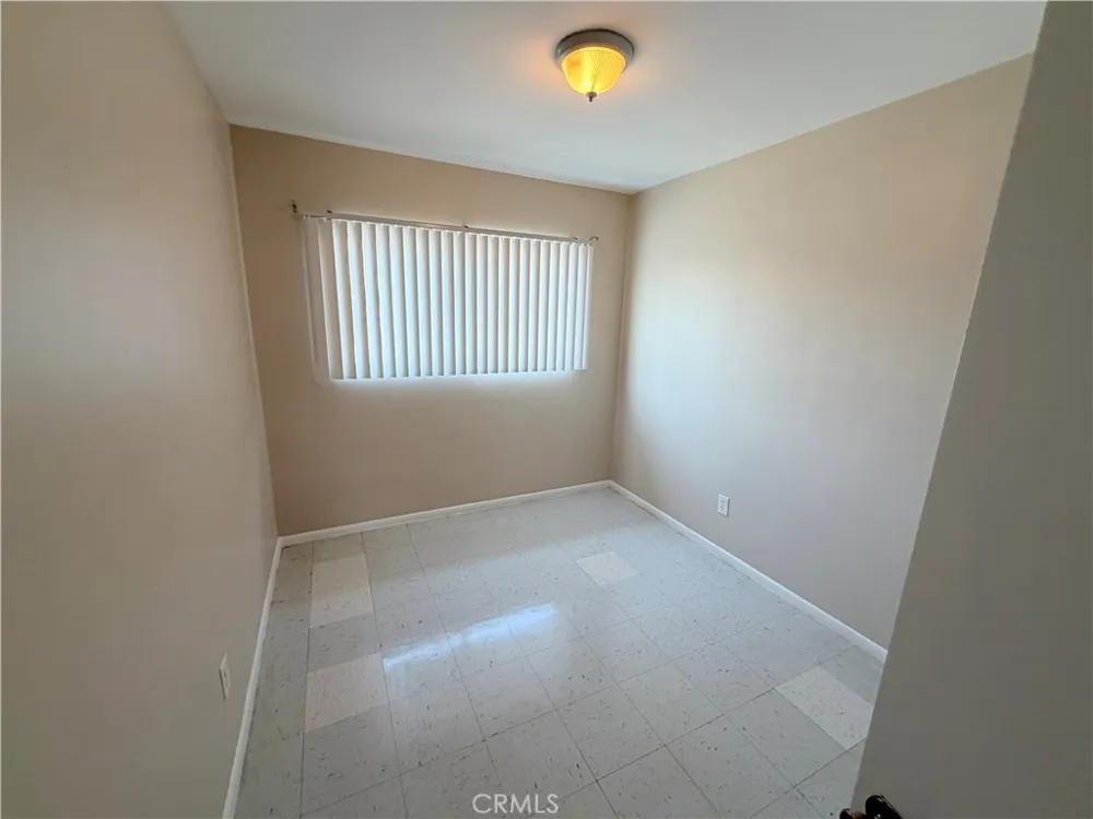 936 W Foothill Boulevard #12 Azusa, CA 91702