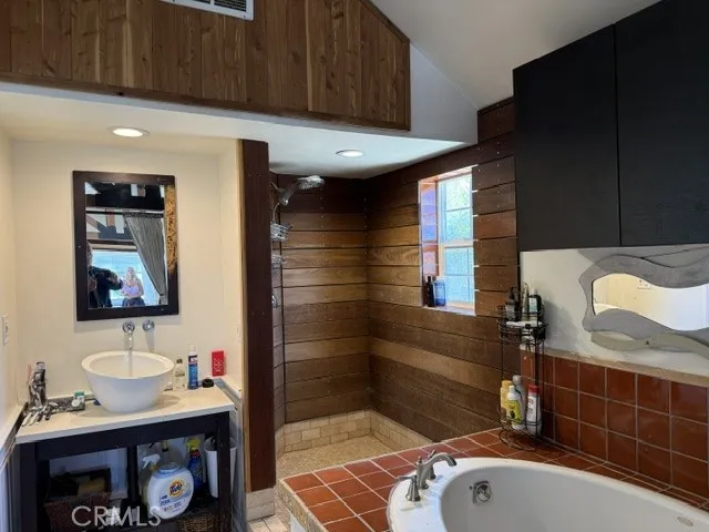 38320 Reed Valley Aguanga, CA 92536