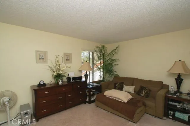 1320 Albariza #6 Diamond Bar, CA 91765