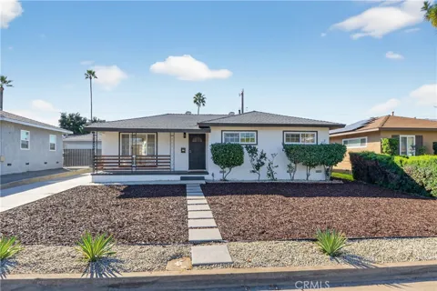 16682 E Greenhaven