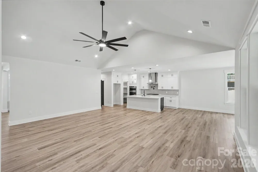 3165 Timber Run Lane Maiden, NC 28650
