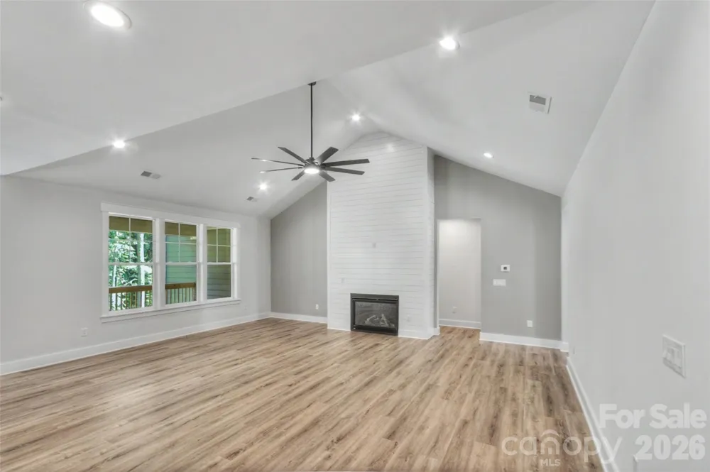 3165 Timber Run Lane Maiden, NC 28650