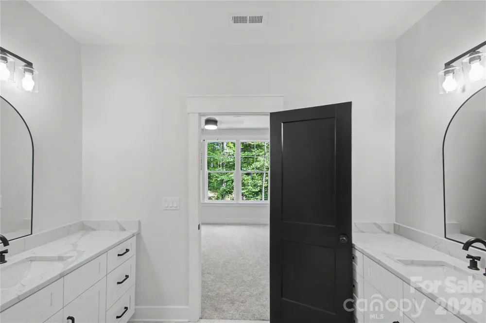3165 Timber Run Lane Maiden, NC 28650