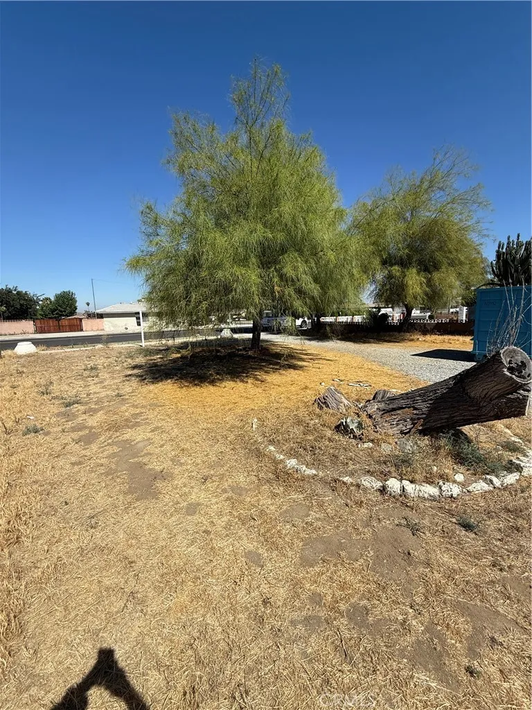1082 S Santa Fe st Hemet, CA 92543