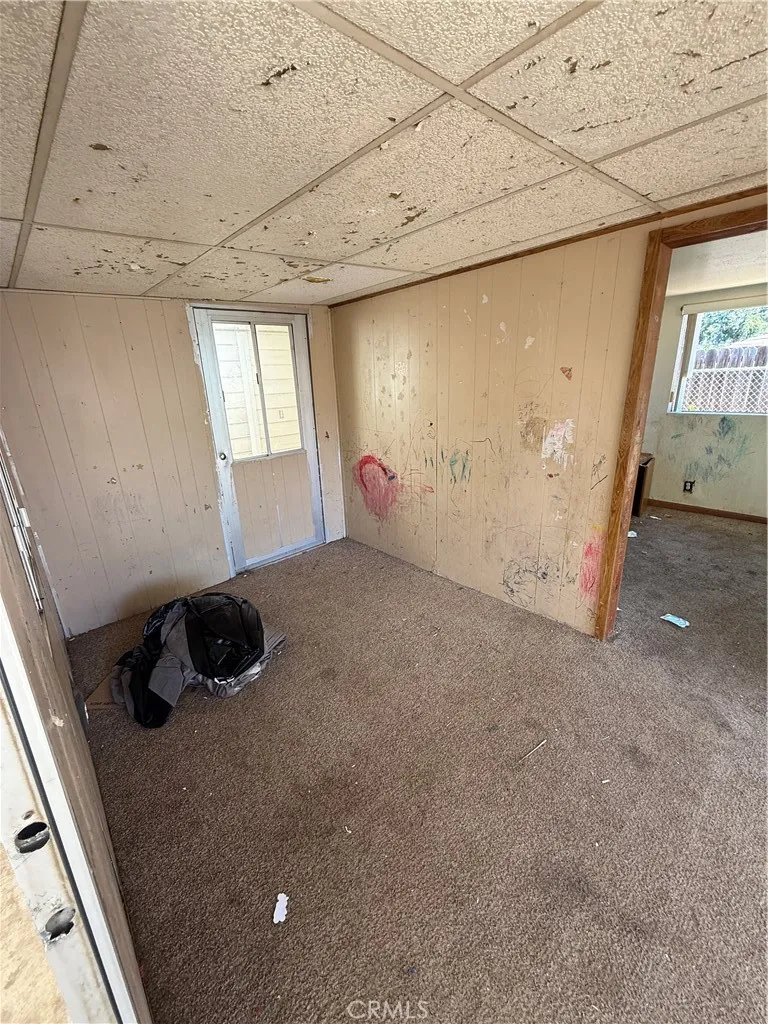 1082 S Santa Fe st Hemet, CA 92543