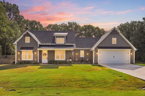 221 Private Road 6235 #2320