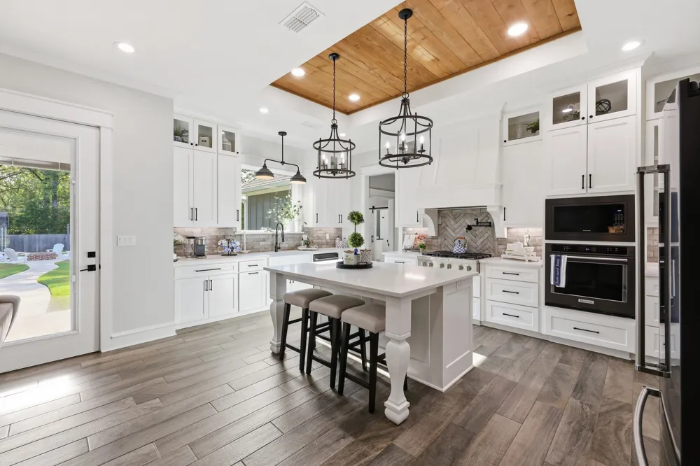 221 Private Road 6235 #2320 Mineola, TX 75773