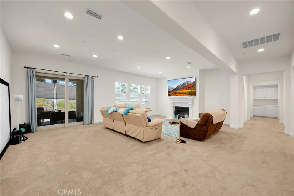 412 Conway Court Glendora, CA 91741