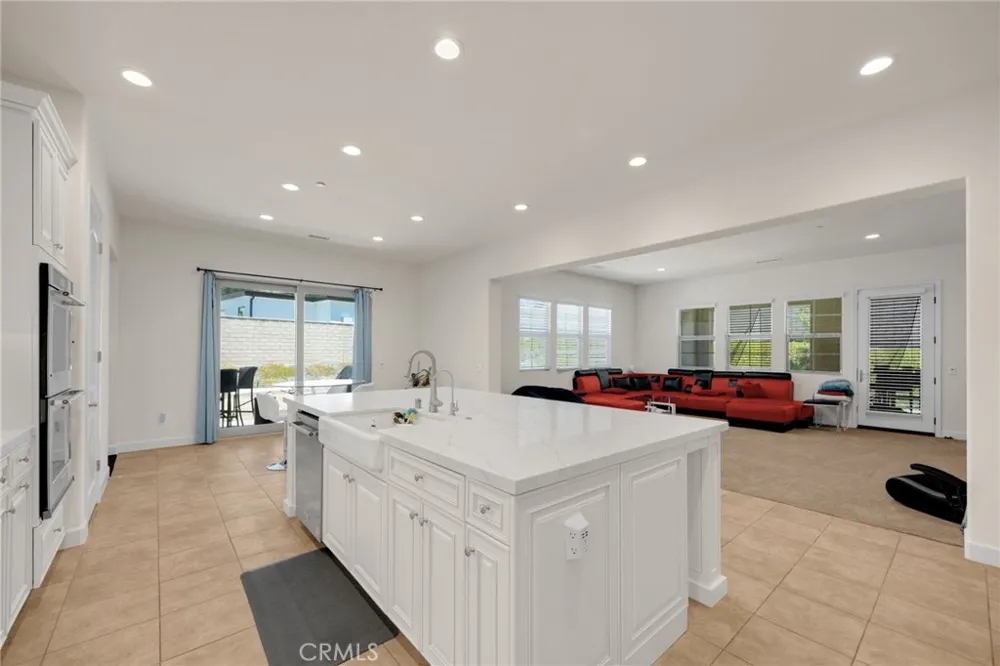 412 Conway Court Glendora, CA 91741