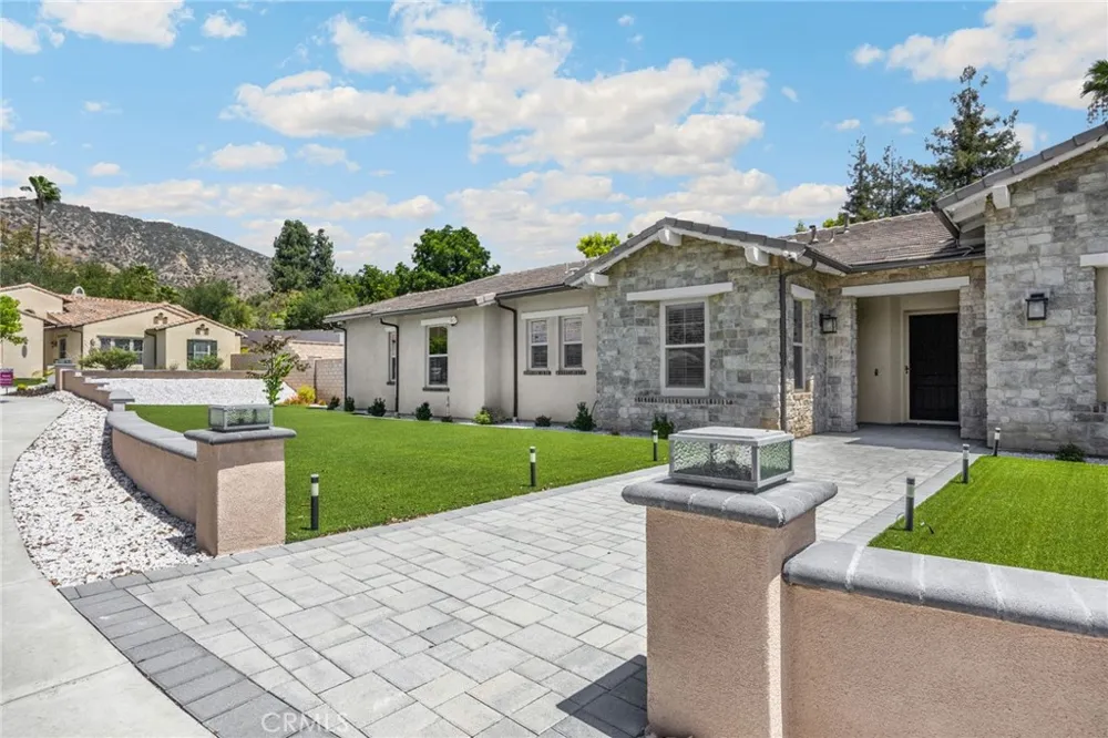 412 Conway Court Glendora, CA 91741