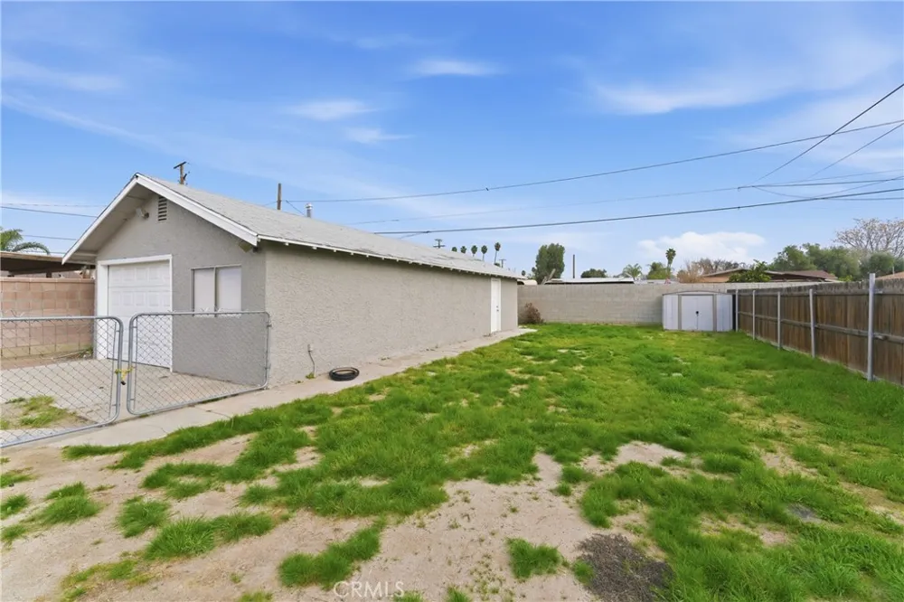 332 S Ramona Hemet, CA 92543