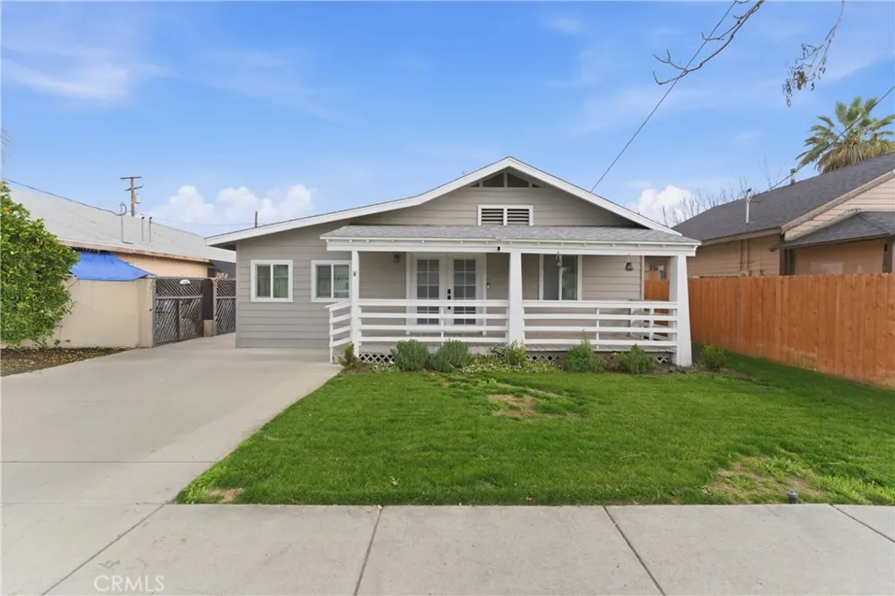 332 S Ramona Hemet, CA 92543