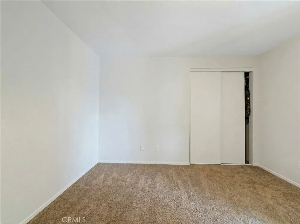 332 S Ramona Hemet, CA 92543