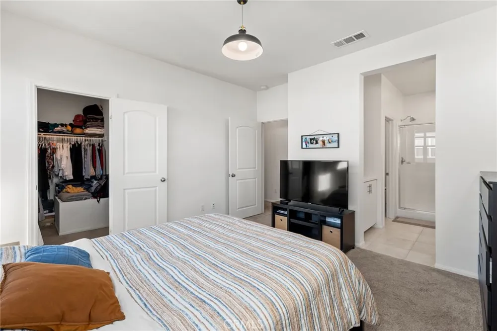 7774 Haywood Rancho Cucamonga, CA 91730