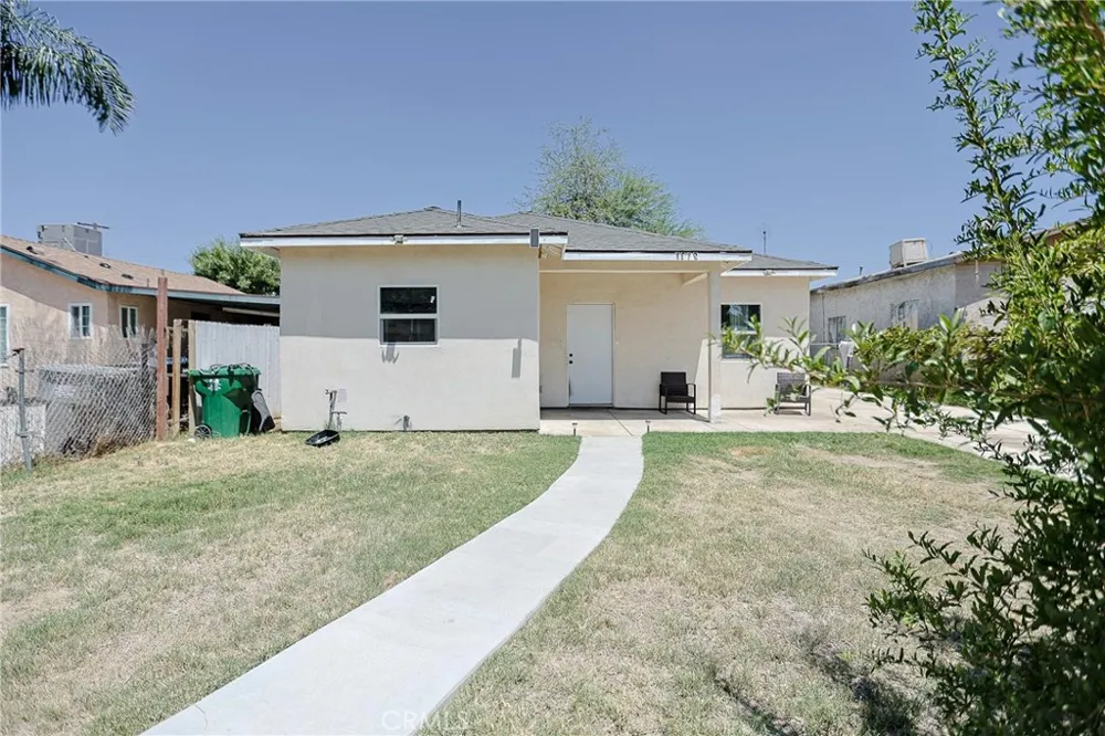 1012 Feliz Bakersfield, CA 93307