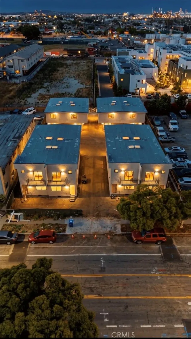 908 Lakme Avenue Wilmington, CA 90744