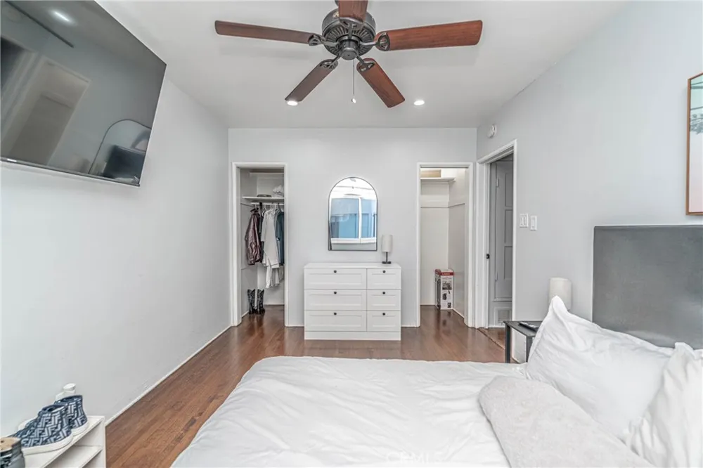 325 Cedar Long Beach, CA 90802