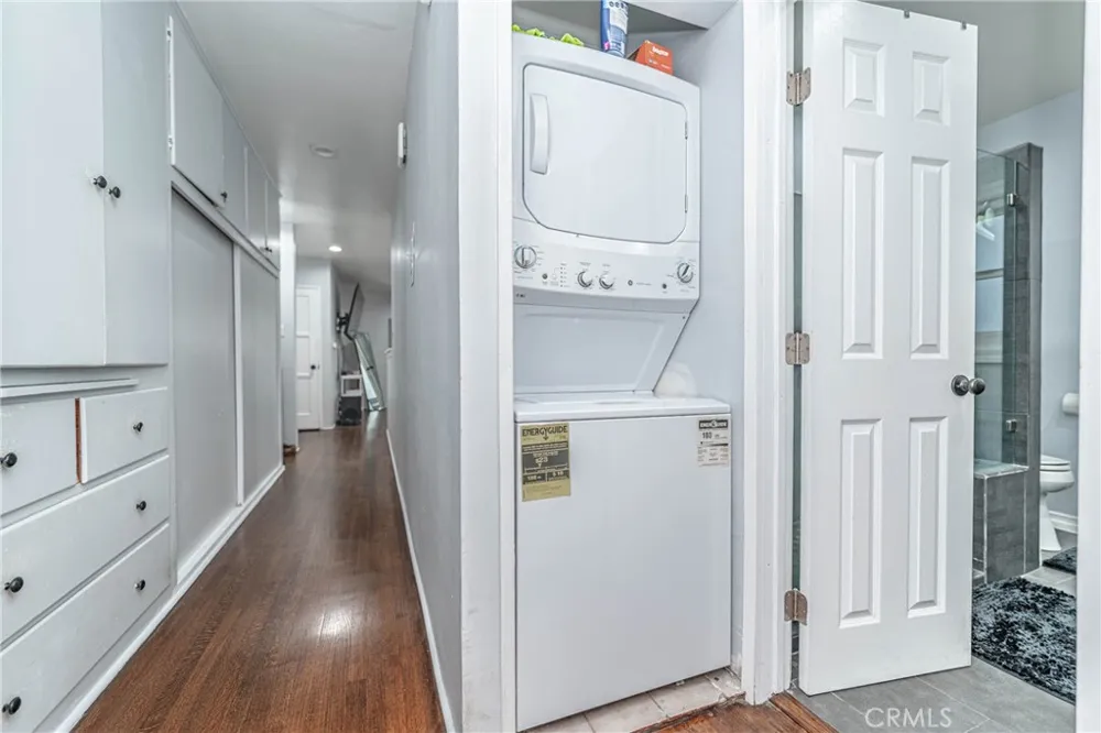 325 Cedar Long Beach, CA 90802