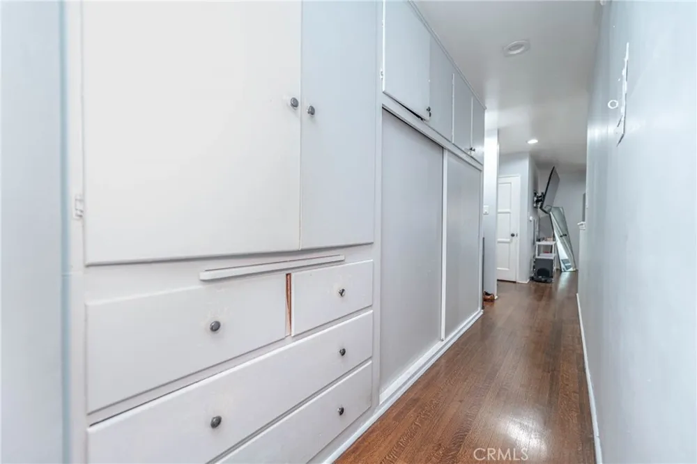 325 Cedar Long Beach, CA 90802