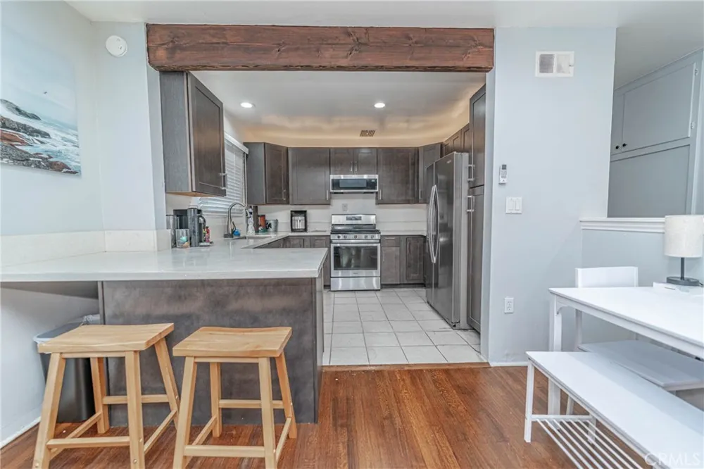325 Cedar Long Beach, CA 90802