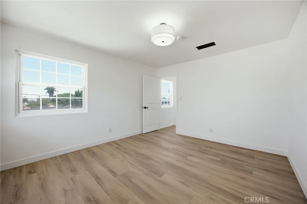 2401 W 78th Inglewood, CA 90305