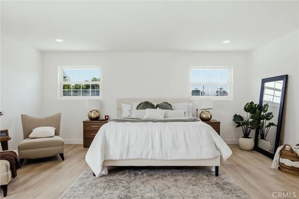 2401 W 78th Inglewood, CA 90305